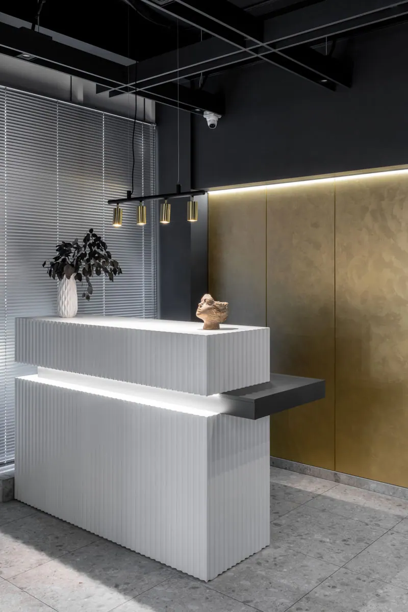 Beauty Salon 70 m² — galerie 1